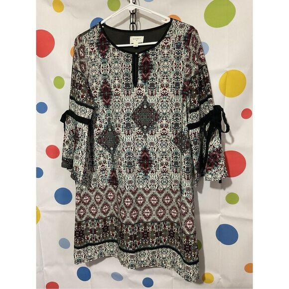Everly By Anthropologie Boho Dress Bell Sleeves Size Small 🌿🍒 - Picture 1 of 14